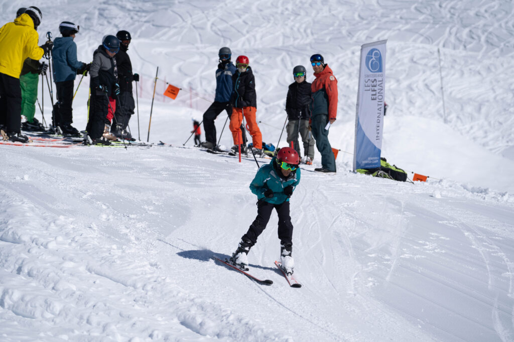 Ski Gorup with Instructor